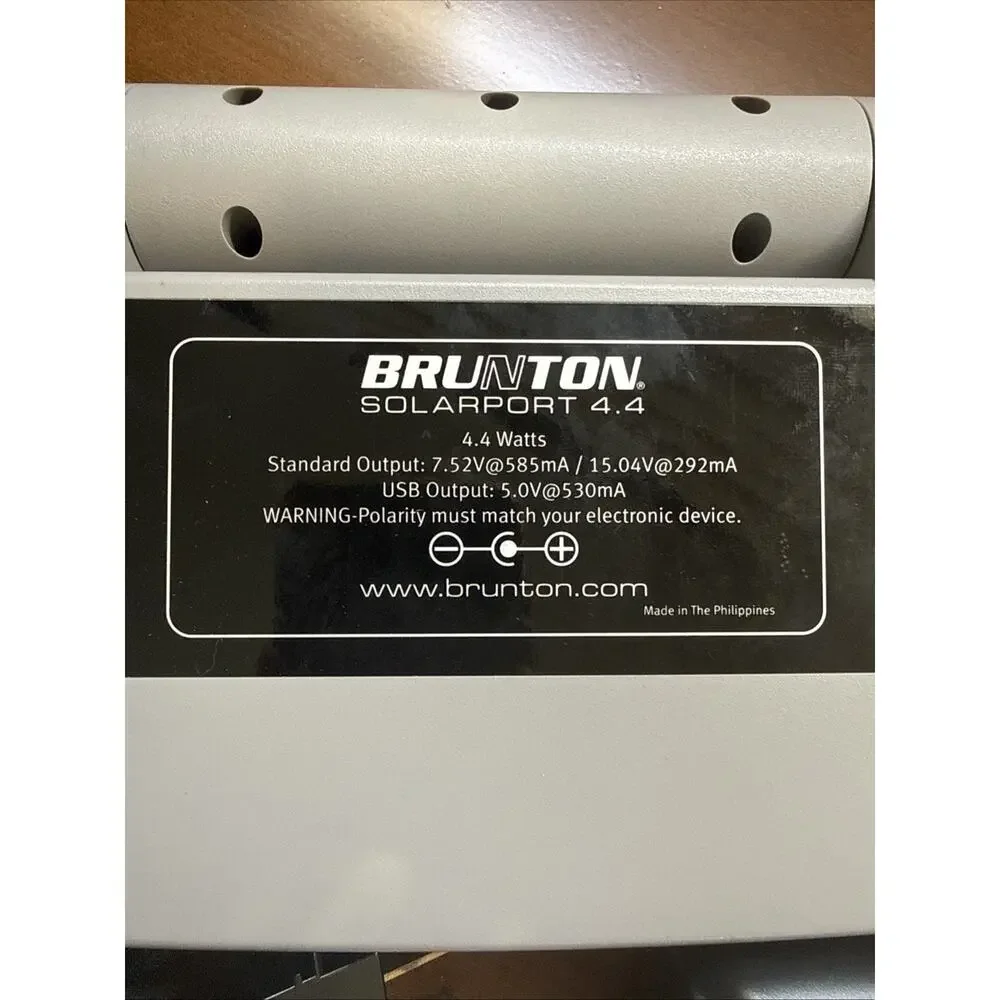 Brunton Solarport 4.4 Solar Charger UNTESTED!